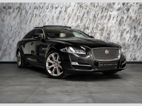 Jaguar XJ  3.0d V6 Portfolio Saloon 4dr Diesel Auto Euro 6 (s