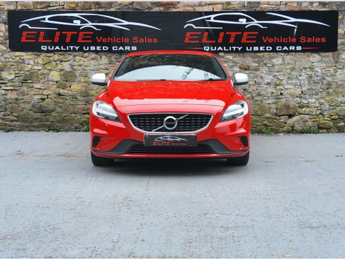 Volvo V40  2.0 D4 R-Design Pro Hatchback 5dr Diesel Manual Eu