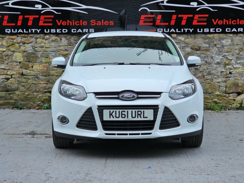 Ford Focus  1.6 Zetec Hatchback 5dr Petrol Manual Euro 5 (125 