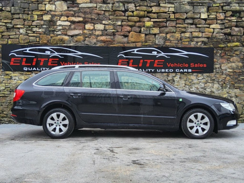 Skoda Superb  1.6 TDI SE GreenLine II Estate 5dr Diesel Manual E