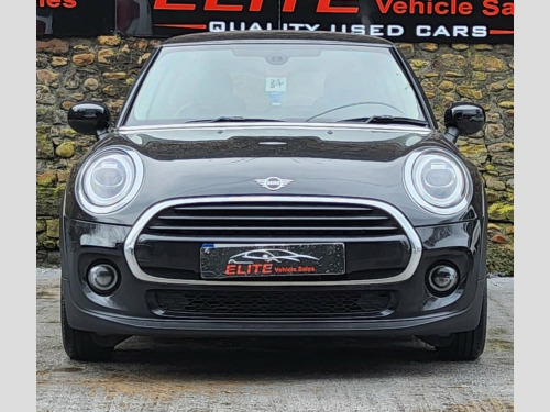 MINI Hatch  1.5 Cooper Classic Hatchback 3dr Petrol Manual Eur