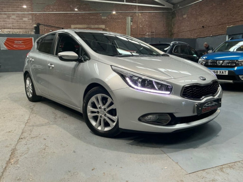 Kia ceed  1.6 GDi EcoDynamics 3 Hatchback 5dr Petrol Manual 