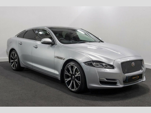 Jaguar XJ  3.0d V6 Portfolio Saloon 4dr Diesel Auto Euro 6 (s