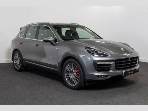 Porsche Cayenne  4.8T V8 Turbo SUV 5dr Petrol TiptronicS 4WD Euro 6