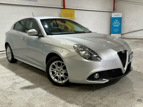 Alfa Romeo Giulietta  1.6 JTDM-2 Tecnica Hatchback 5dr Diesel TCT Euro 6