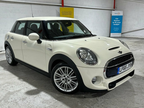 MINI Hatch  2.0 Cooper SD Hatchback 5dr Diesel Manual Euro 6 (