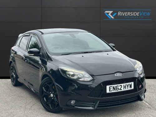 Ford Focus  2.0T EcoBoost ST-3 Hatchback 5dr Petrol Manual Eur