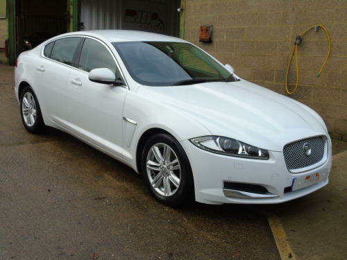 Jaguar XF  2.2 d Luxury