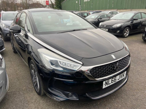 DS DS 5  2.0 BlueHDi Prestige Hatchback 5dr Diesel Manual E