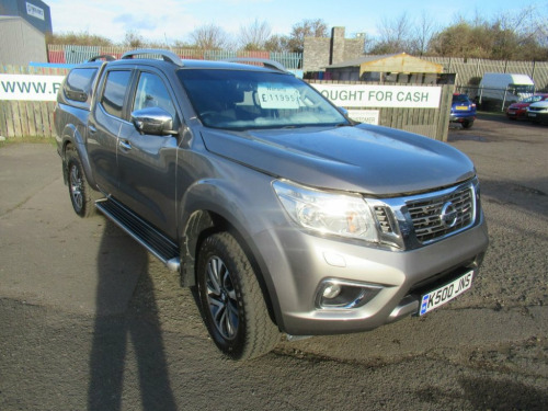 Nissan Navara  2.3 dCi Tekna Pickup Double Cab 4dr Diesel Manual 