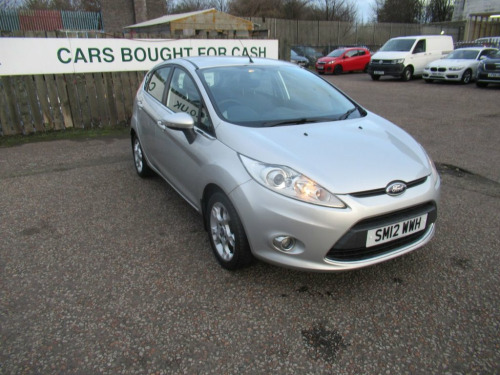 Ford Fiesta  1.25 Zetec Hatchback 5dr Petrol Manual (129 g/km, 