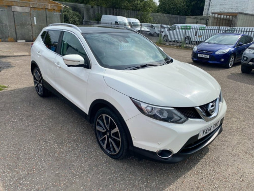 Nissan Qashqai  1.5 dCi Tekna SUV 5dr Diesel Manual 2WD Euro 5 (s/