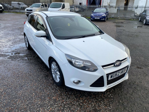 Ford Focus  1.0T EcoBoost Titanium Hatchback 5dr Petrol Manual
