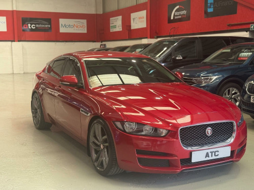 Jaguar XE 2.0 d SE