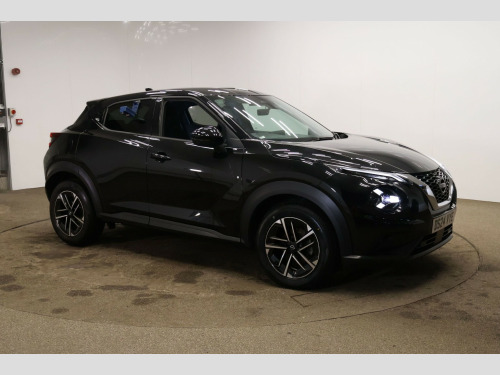 Nissan Juke  1.0 DIG-T N-Connecta 