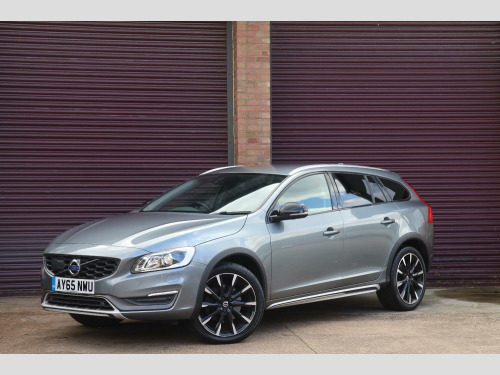 Volvo V60  2.0 Cross Country Lux Nav D4