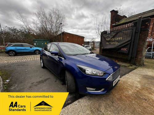 Ford Focus  1.0T EcoBoost Titanium Hatchback 5dr Petrol Manual