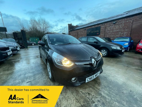 Renault Clio  0.9 TCe Dynamique Nav Hatchback 5dr Petrol Manual 