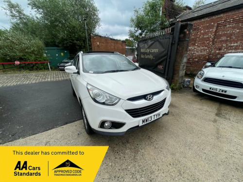 Hyundai ix35  1.7 CRDi Premium SUV 5dr Diesel Manual Euro 5 (s/s
