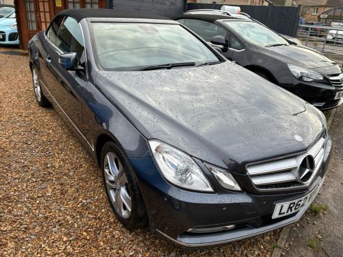 Mercedes-Benz E-Class E220 2.1 E220 CDI BlueEfficiency SE Cabriolet 2dr Diesel G-Tronic+ Euro 5 (s/s)  
