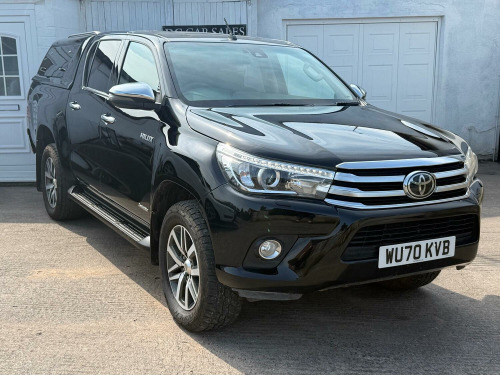 Toyota Hi-Lux  2.4 D-4D Invincible