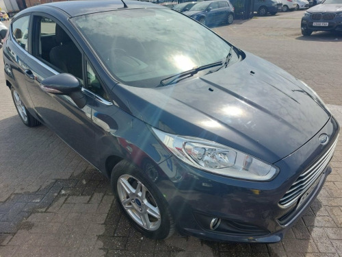 Ford Fiesta  1.0 ZETEC 3d 99 BHP .....ONLY ONE FORMER OWNER FRO