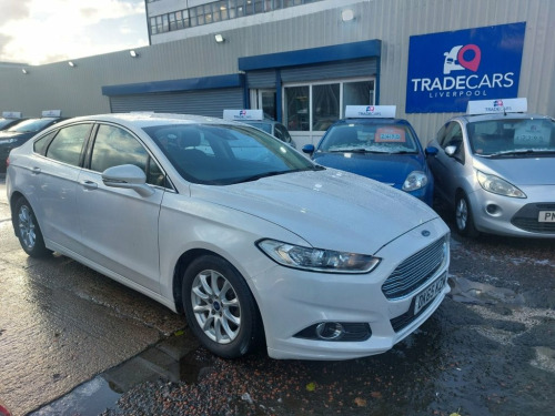 Ford Mondeo  1.5 TDCi ECOnetic Titanium Hatchback 5dr Diesel Ma