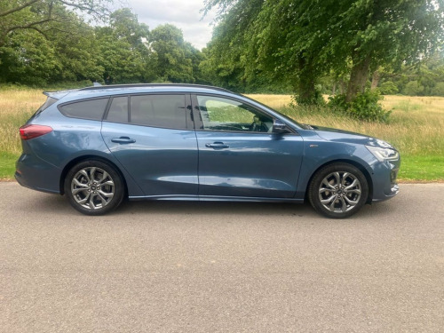 Ford Focus  1.0T EcoBoost MHEV ST-Line Estate 5dr Petrol Hybri