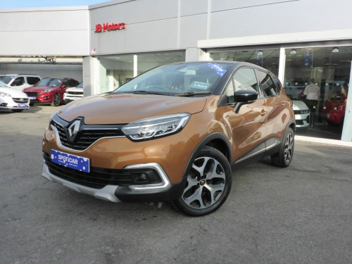 Renault Captur  0.9 TCE 90 GT Line 5-Speed Manual 5dr***TOP SPEC+FSH+HEATED FRONT SEATS+SAT