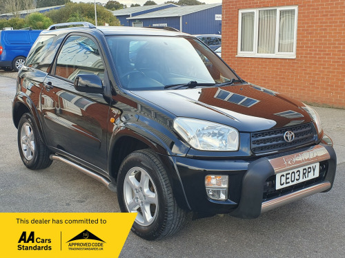 Toyota RAV4  2.0 NRG 3 DOOR *3 OWNERS FROM NEW! *FULL LEATHER AND ACTORY FITTED STYLE PA