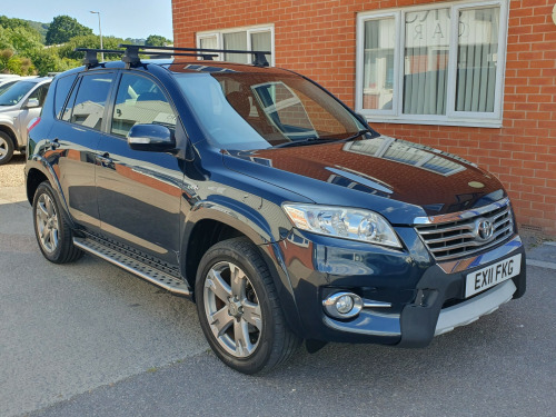 Toyota RAV4  2.2 D-CAT SR 5 DOOR AUTOMATIC  *1 YEAR GUARANTEE, 1 YEAR MOT AND SERVICE AL