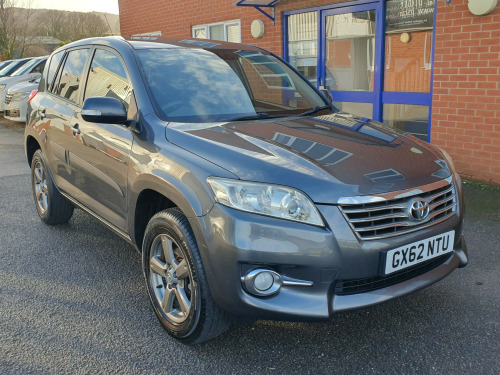 Toyota RAV4  2.2 D-4D XT-R SUV 5dr Diesel Manual 4WD Euro 5 (150 ps) 2 OWNERS FROM NEW A 