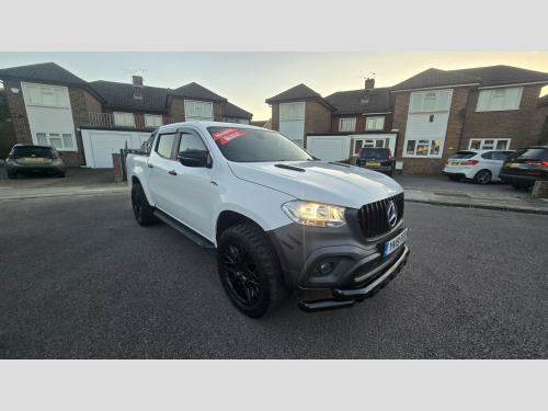 Mercedes-Benz X-Class  2.3 CDI Pure