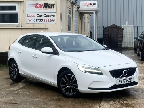 Volvo V40  2.0 T2 MOMENTUM 5d 120 BHP - CALL 01733 242206 FOR
