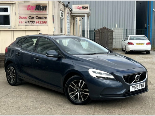 Volvo V40  2.0 D2 Momentum Nav Plus Hatchback 5dr Diesel Manu