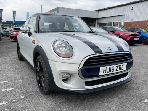 MINI Hatchback  1.5 Cooper 5dr