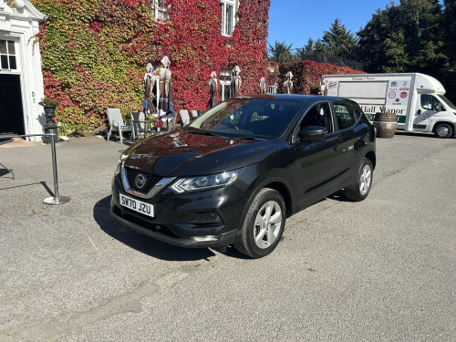 Nissan Qashqai  1.3 DIG-T Acenta Premium SUV 5dr Petrol Manual Euro 6 (s/s) (140 ps)