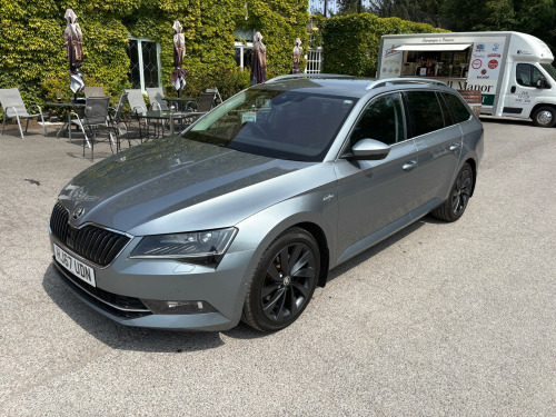 Skoda Superb  2.0 TDI Laurin & Klement Estate 5dr Diesel DSG 4WD Euro 6 (s/s) (190 ps)