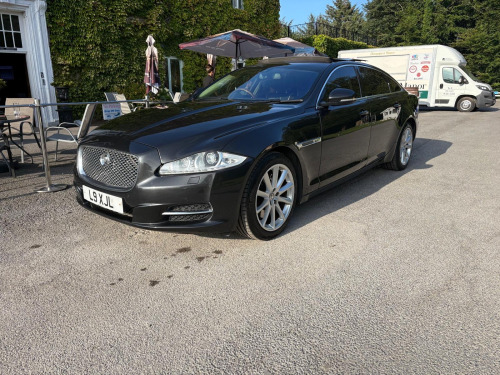 Jaguar XJ  3.0d V6 Portfolio Saloon 4dr Diesel Auto Euro 5 (s/s) (LWB) (275 ps)