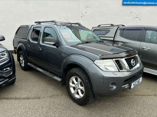 Nissan Navara  2.5 dCi Tekna 4WD Euro 5 4dr