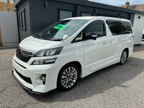 Toyota Vellfire  GOLDEN EYES 2.4 Petrol, AIR SUSPENSION