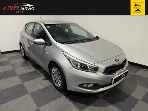 Kia ceed  1.6 CRDi EcoDynamics 1 Hatchback 5dr Diesel Manual 