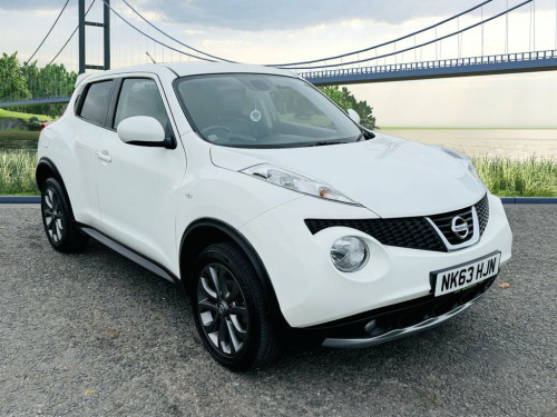 Nissan Juke  1.6 Tekna SUV 5dr Petrol Manual Euro 5 (s/s) (117 