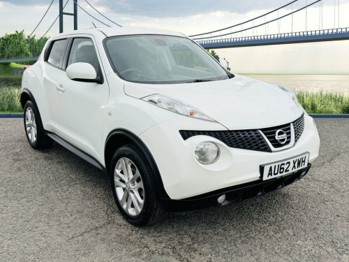 Nissan Juke  1.6 Tekna SUV 5dr Petrol Manual Euro 5 (s/s) (117 