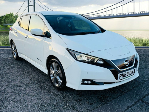 Nissan Leaf  40kWh Tekna Hatchback 5dr Electric Auto (150 ps)