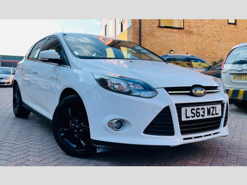 Ford Focus  1.6 Zetec Powershift 5dr