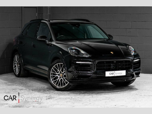 Porsche Cayenne  3.0 V6 E-Hybrid 17.9kWh Platinum Edition SUV 5dr P