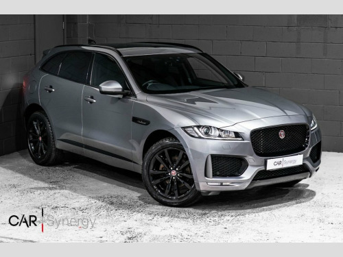 Jaguar F-PACE  2.0 D180 Chequered Flag SUV 5dr Diesel Auto AWD Eu