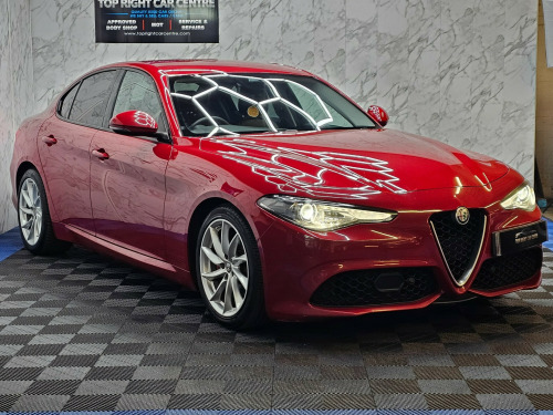 Alfa Romeo Giulia  2.2 TD Speciale Saloon JTDM Auto Euro 6 ULEZ (s/s) (180 ps) 4dr Diesel 