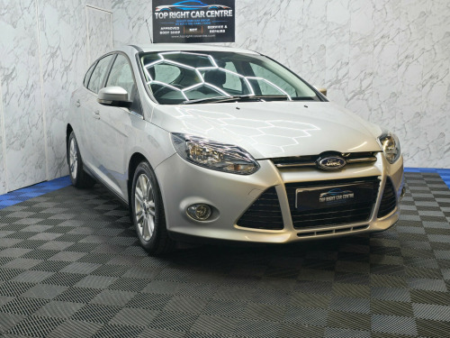 Ford Focus  2.0 TDCi Titanium Hatchback 5dr Diesel Manual (140 ps)